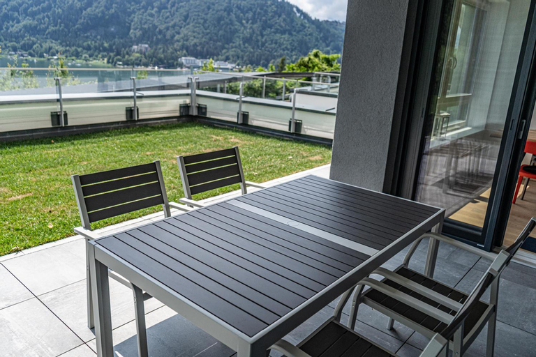 Exterior & Views 4, Top 5 Alpe Maritima - Traumhafte Ferienwohnung mit Seeblick und Bergkulisse am Ossiacher See, Villach Land