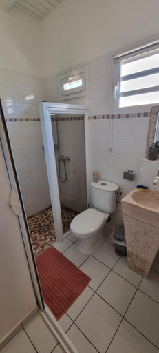 Bathroom, le temps d'une ile, Grand-Bourg