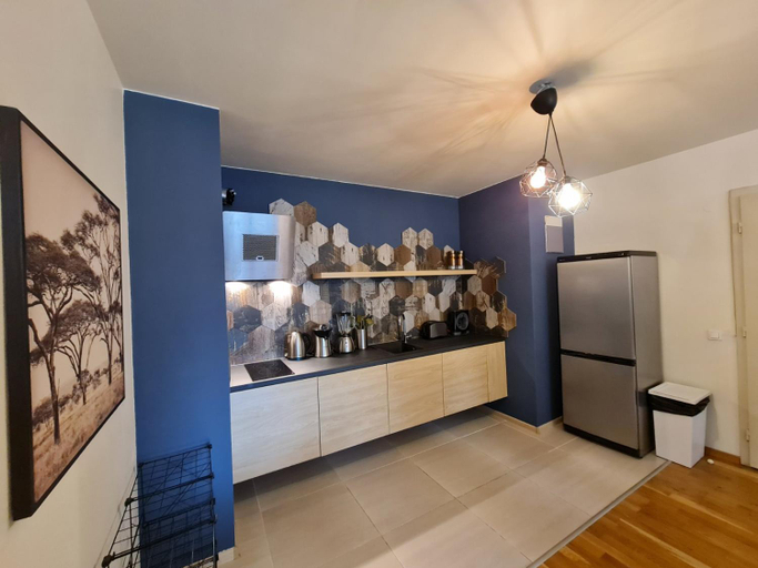 Food & Drinks, Baratero Club Apartments, Stolichna