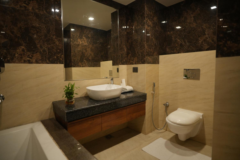 Bathroom 3, Comfort Inn Karnal, Karnal