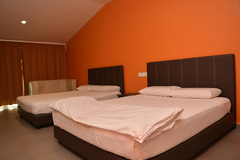 Bedroom 4, GF Wonderful, Pontian