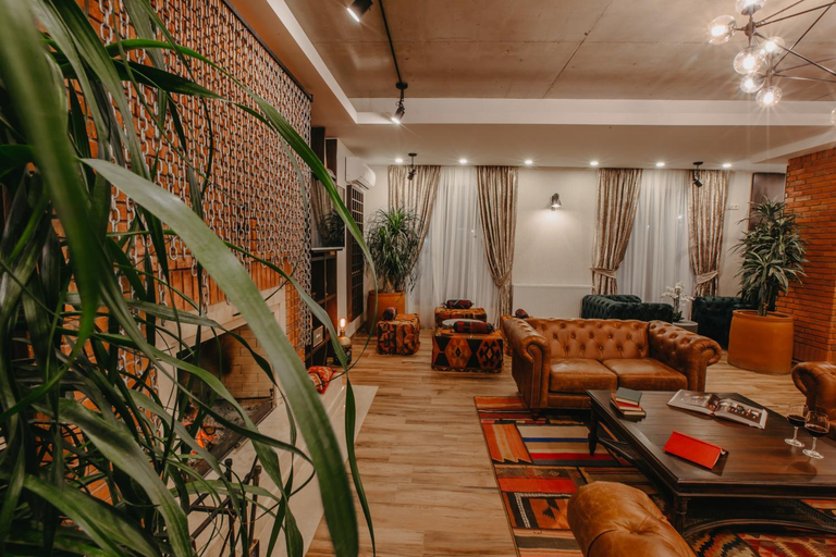 Public Area 2, Seventeen Rooms, Telavi