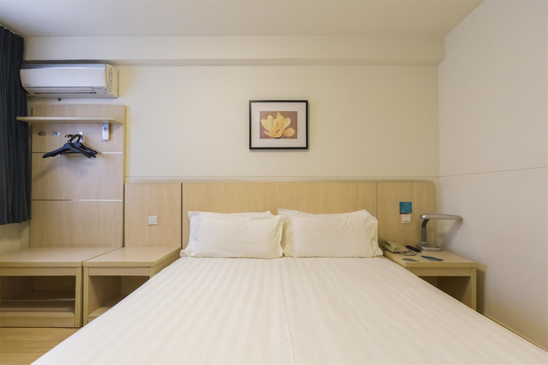 Bedroom 2, Jinjiang Inn Select Yancheng Sheyang Xingfu Huacheng, Yancheng