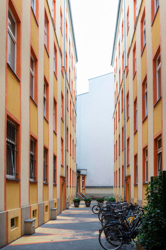 Others 4, Rosenthaler CALLING - ROOFTOP APARTMENT+A/C, Berlin