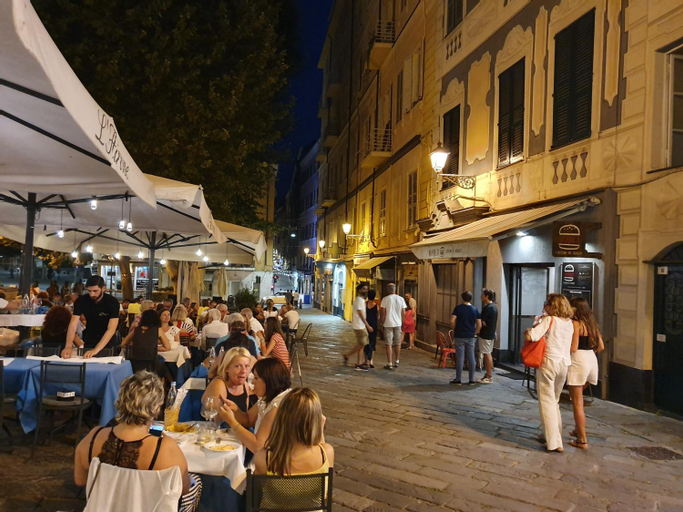 Food & Drinks 4, Delia, Imperia