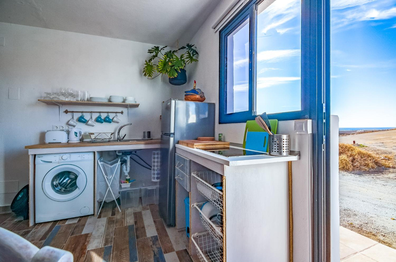 Kitchen 5, Los Ancones Apartment, Las Palmas