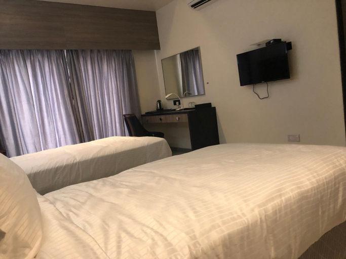 Others 5, Hotel Sharanam, Buldana