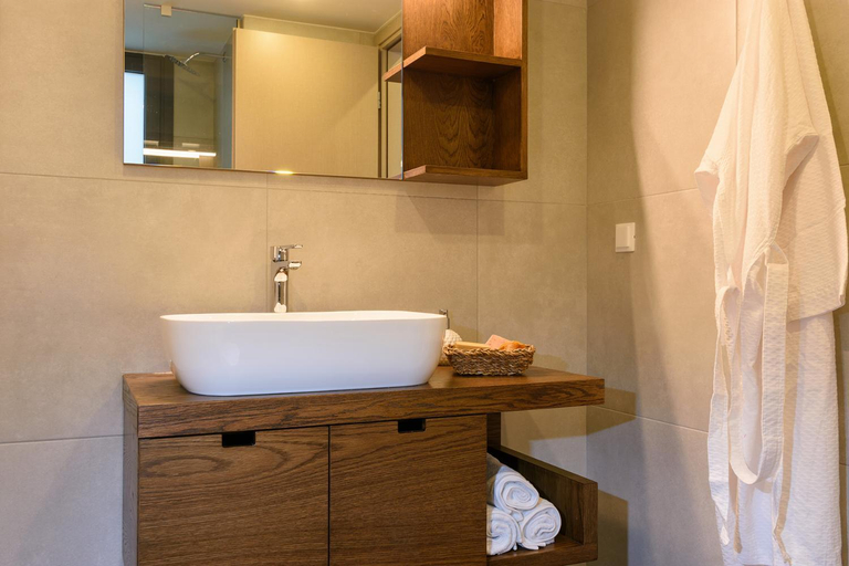 Bathroom 4, Elounda Colour, Crete