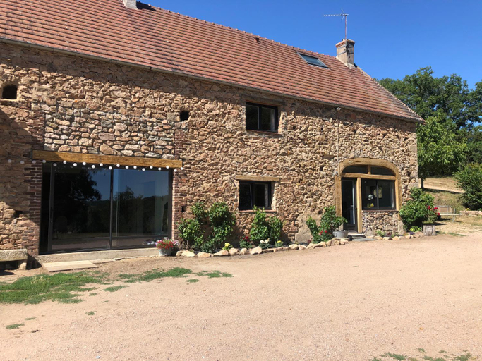 Exterior & Views, La roulotte de Bussy, Yonne