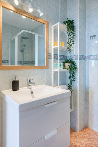 Bathroom, Skol Sea Views Apartments, Málaga