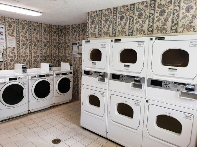 Others 2, InTown Suites Extended Stay Macon GA, Bibb