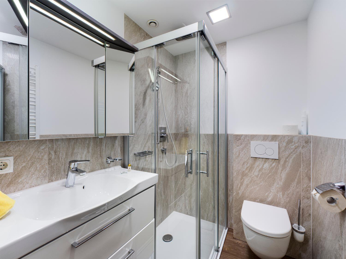 Bathroom 3, Bed & Breakfast Denggenhof, Kufstein