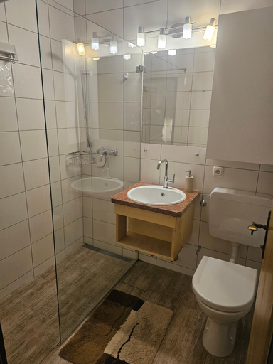 Bedroom 3, Dachstein Blick, Gmunden