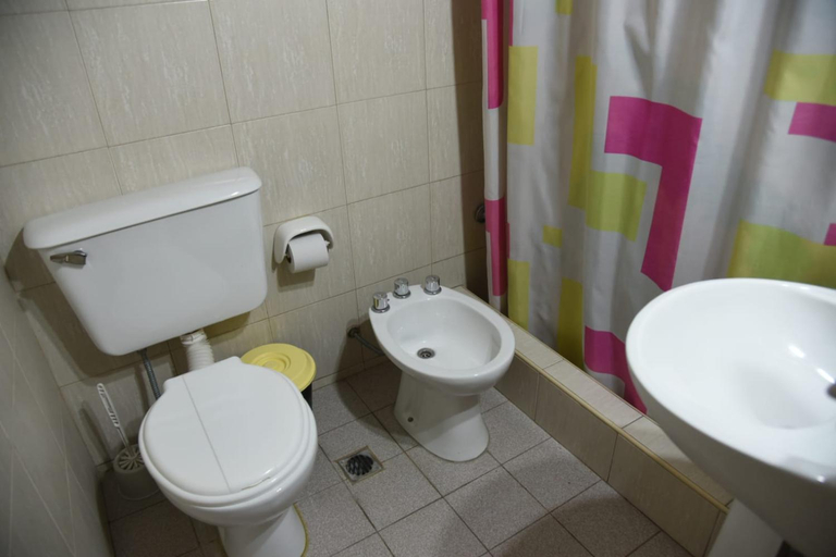 Bathroom 2, Habitacion En Espana 1512, Capital