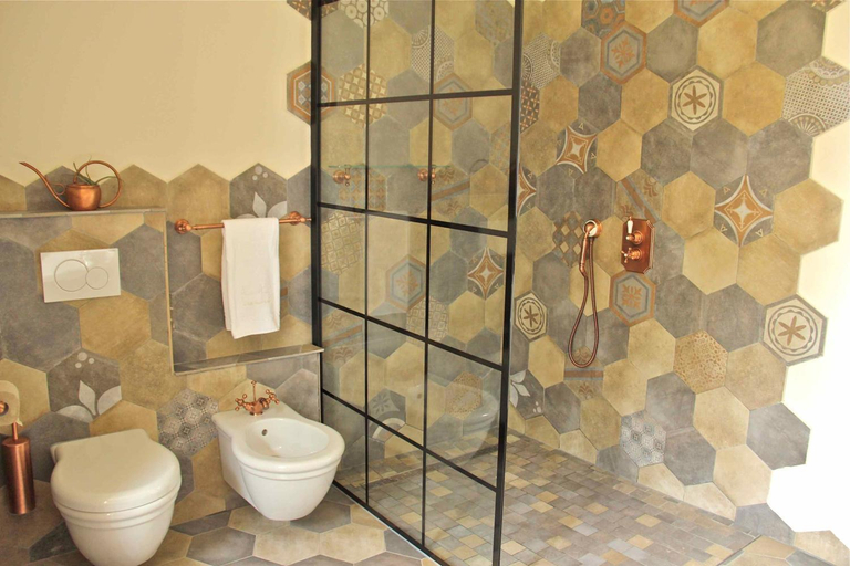 Bathroom 4, La Vieille Ferme de Grasse, Alpes-Maritimes