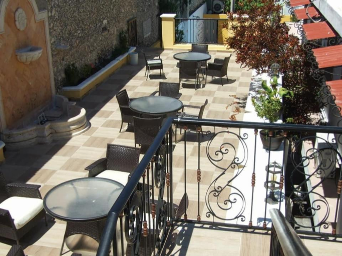 Others 5, Izamal Plaza, Izamal