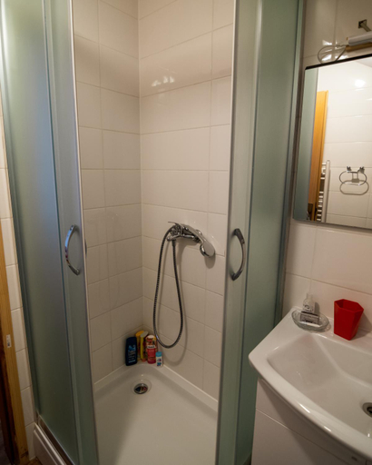 Bathroom 2, Sunny day apartments, Sveta Nedelja