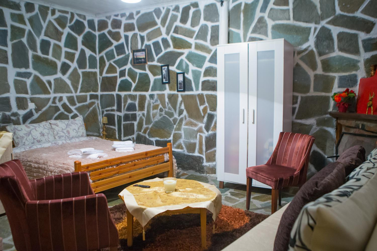 Others 5, Konaki inn, Central Macedonia
