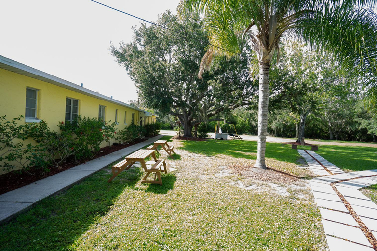 Others 5, Mar Bay Exclusive Suites, Pinellas