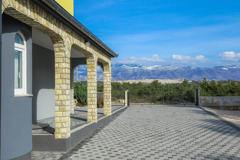 Exterior & Views 1, Lucky Luke Pool Apartments, Novalja