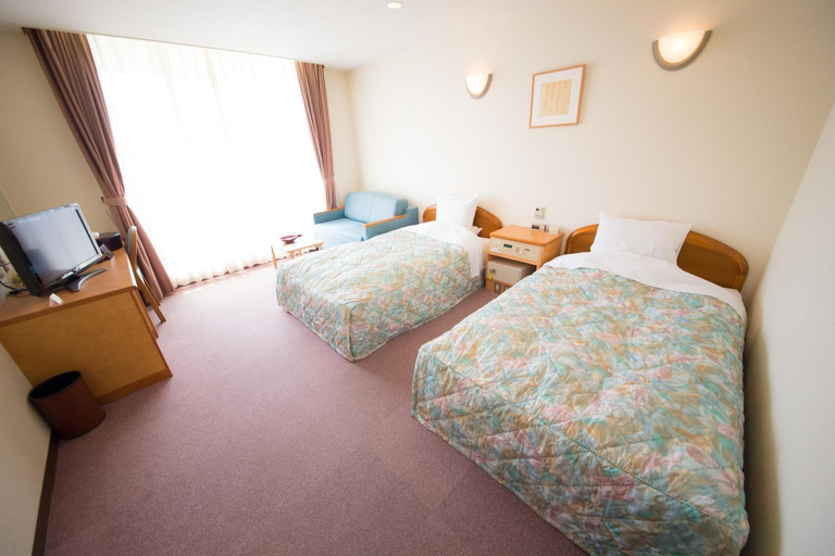 Bedroom 4, Kokuminsyukusya Senjoen, Hamada