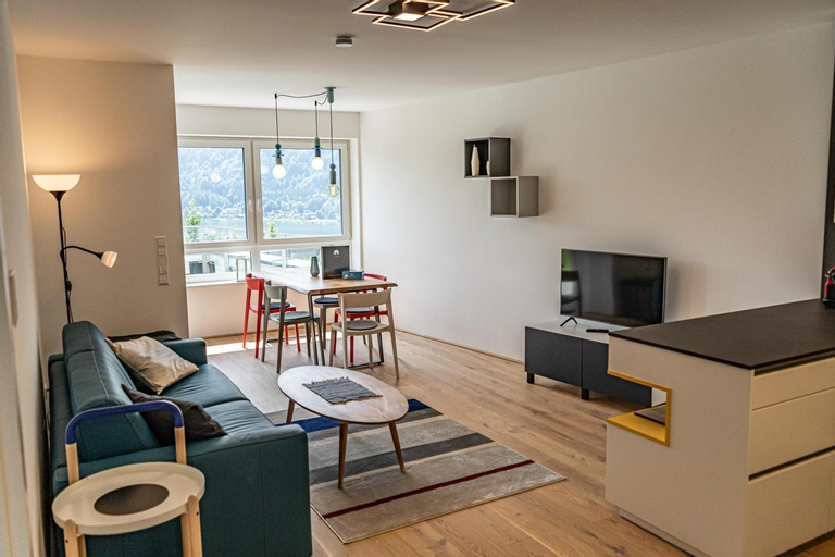 Bedroom 2, Top 5 Alpe Maritima - Traumhafte Ferienwohnung mit Seeblick und Bergkulisse am Ossiacher See, Villach Land