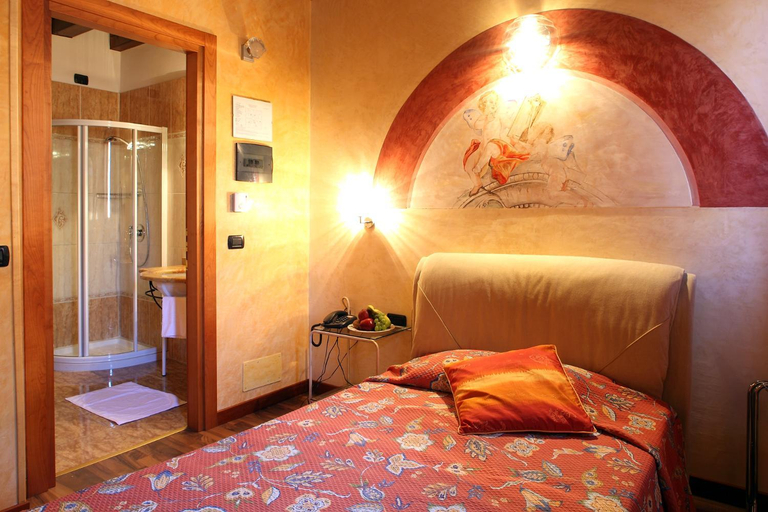 Others 4, Hotel Tabina, Venezia