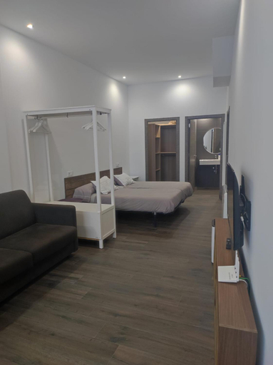 Others 5, Apartamentos Turisticos Betanzos, A Coruña