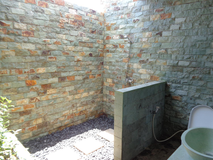 Bathroom 2, Villa Rika, Lombok