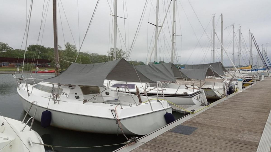 Others 4, nuit sur un voilier, Meuse