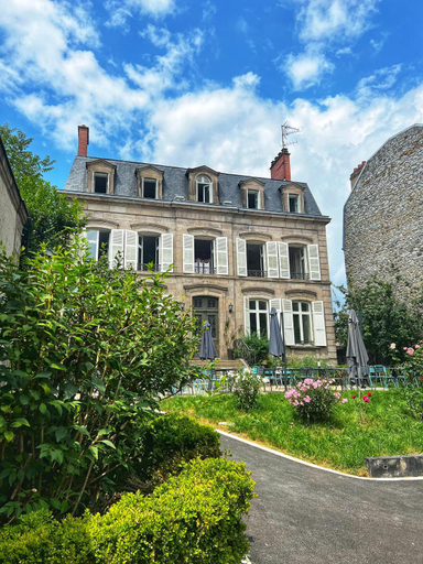 Others 5, La maison de famille Limoges, Haute-Vienne