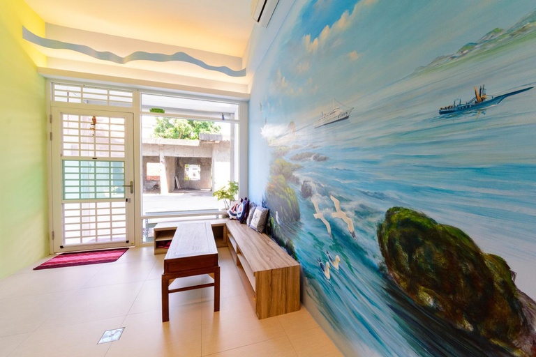 Shared lounge/TV area 5, Love in Hengchun B&B, Pingtung