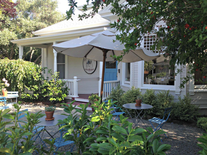 An Inn 2 Remember, Sonoma