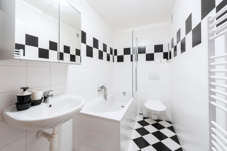 Bathroom 3, Apartments Praha 6, s.r.o., Praha 6