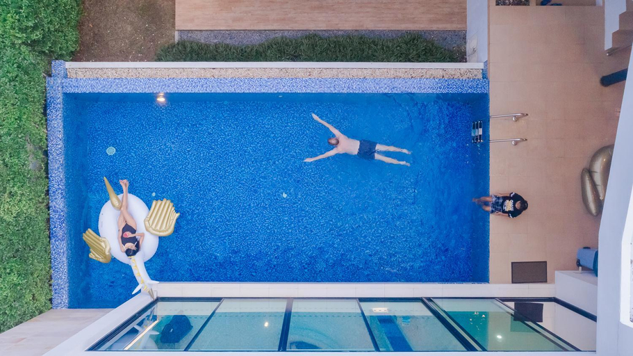 Sport & Beauty 2, Movenpick Pool Villa 2 Floor by Hello Pattaya, Sattahip