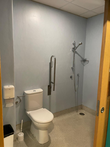 Bathroom 2, Andaina, Lugo