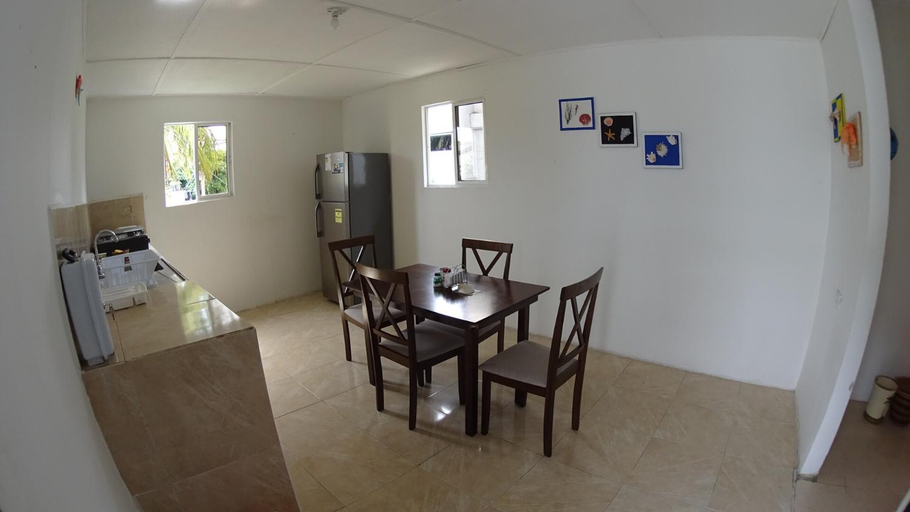 Others 5, Marmows Place, San Andrés