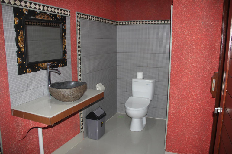 Bathroom 1, The Taran Villas Lembongan, Klungkung