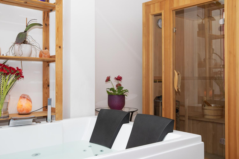 Others, Ragaraja private suite & SPA, Pordenone