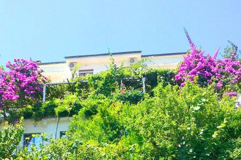 Exterior & Views, Madra Rooms and Apartments