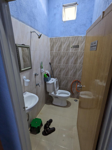 Bathroom 3, D'Mufeed Homestay, Kuala Terengganu