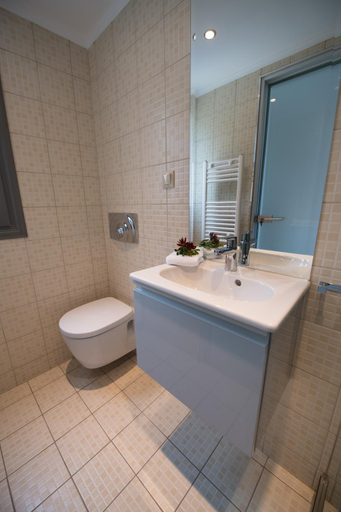 Bathroom 4, Drakatos Villas, Ionian Islands