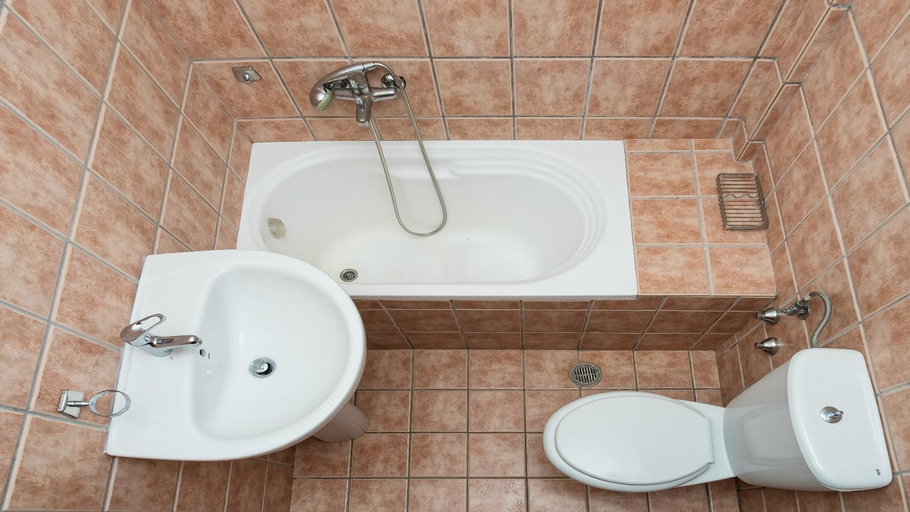Bathroom 2, Goudelis Apartments, Ionian Islands