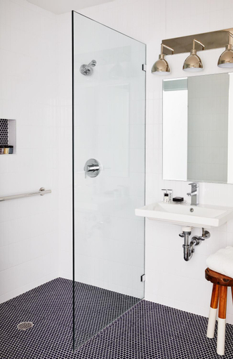 Bathroom 7