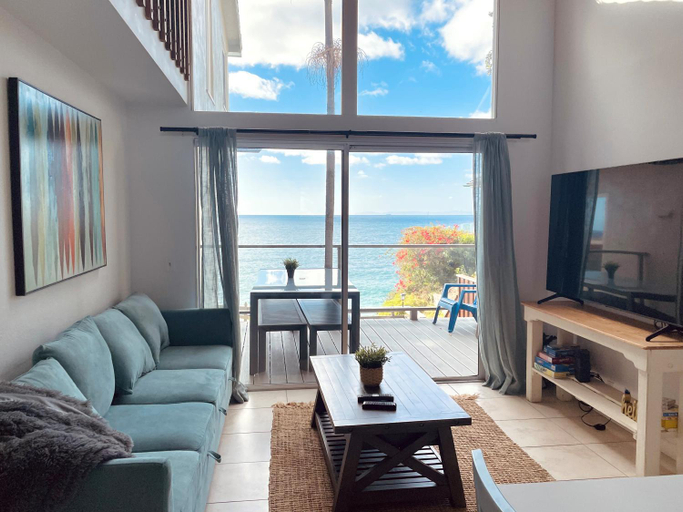 Others 2, OCEAN FRONT Beach HOUSE! Private Stairs to SAND!, Orange