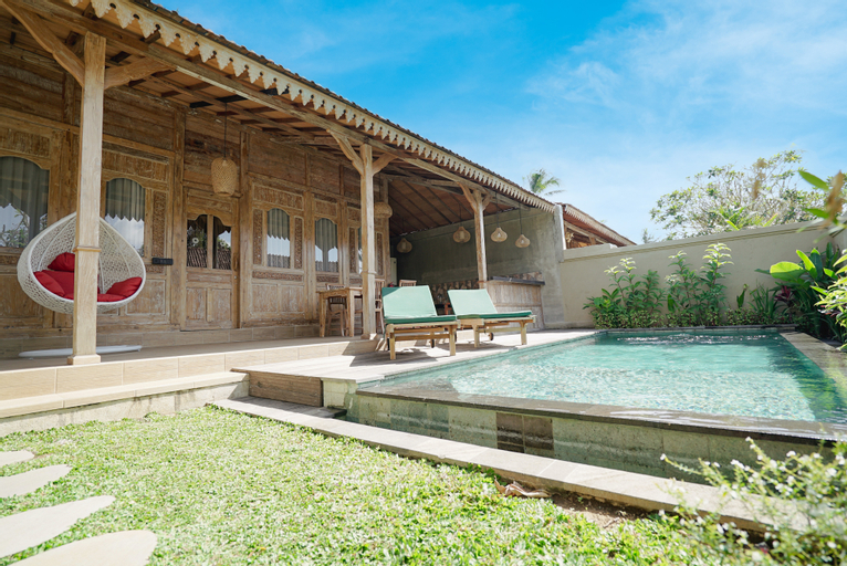 Swimming Pool 4