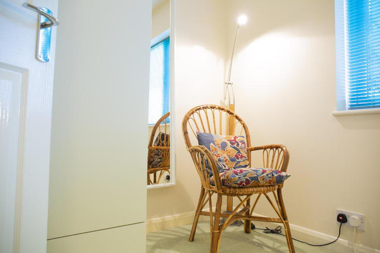 Others 4, Reeve House | 2-Bed | FREE Parking & Wi-Fi, Warwickshire
