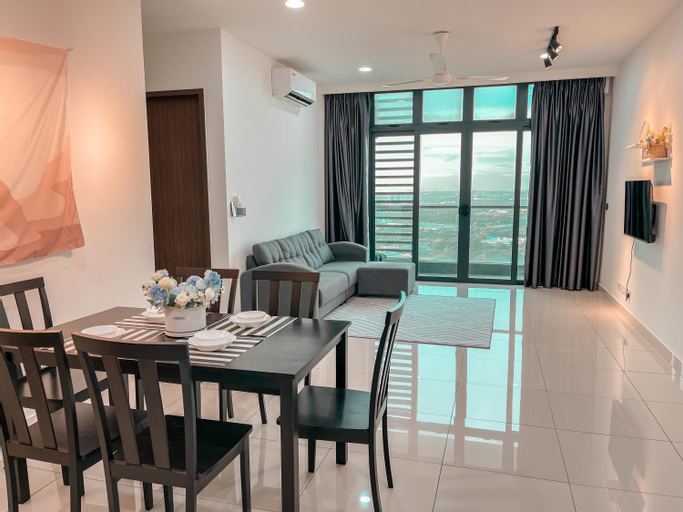Dining Room 4
