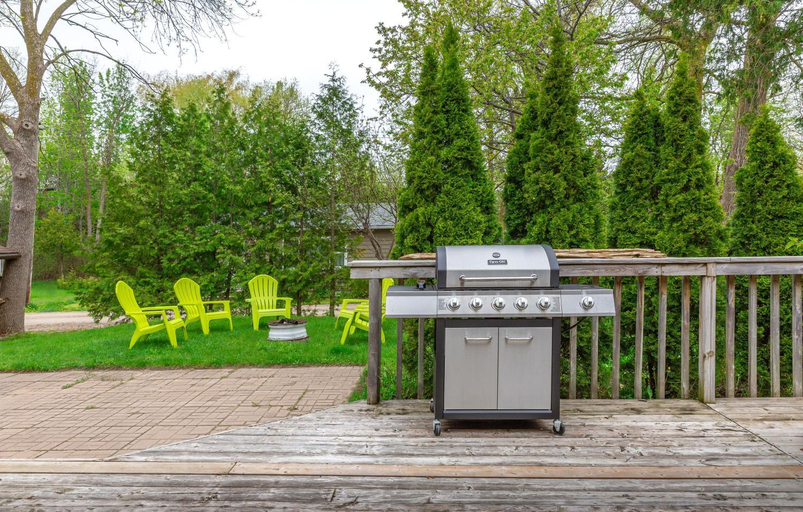 Others 5, Boutique Suite #3, Lake Hurron