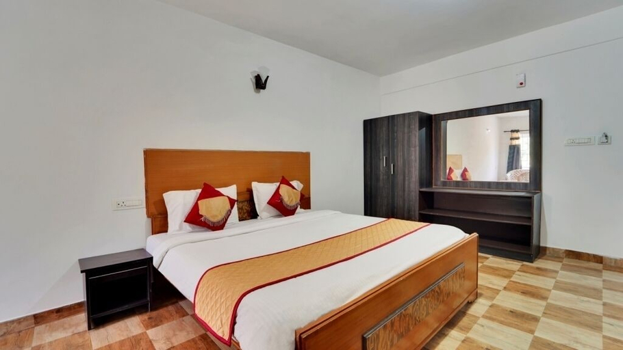 Bedroom 3, iROOMZ Rich Queen House Cottage, The Nilgiris